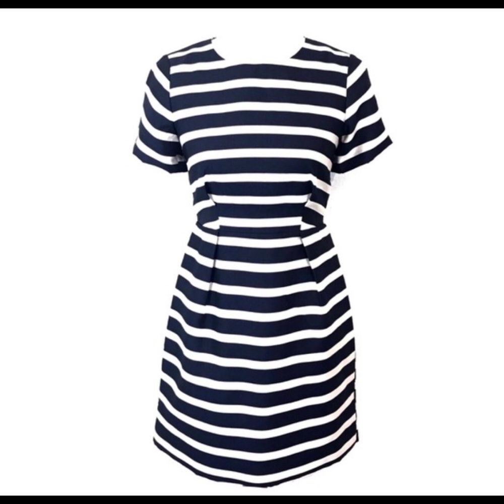 🚫Sold 🚫 H&M striped fit and flare dress